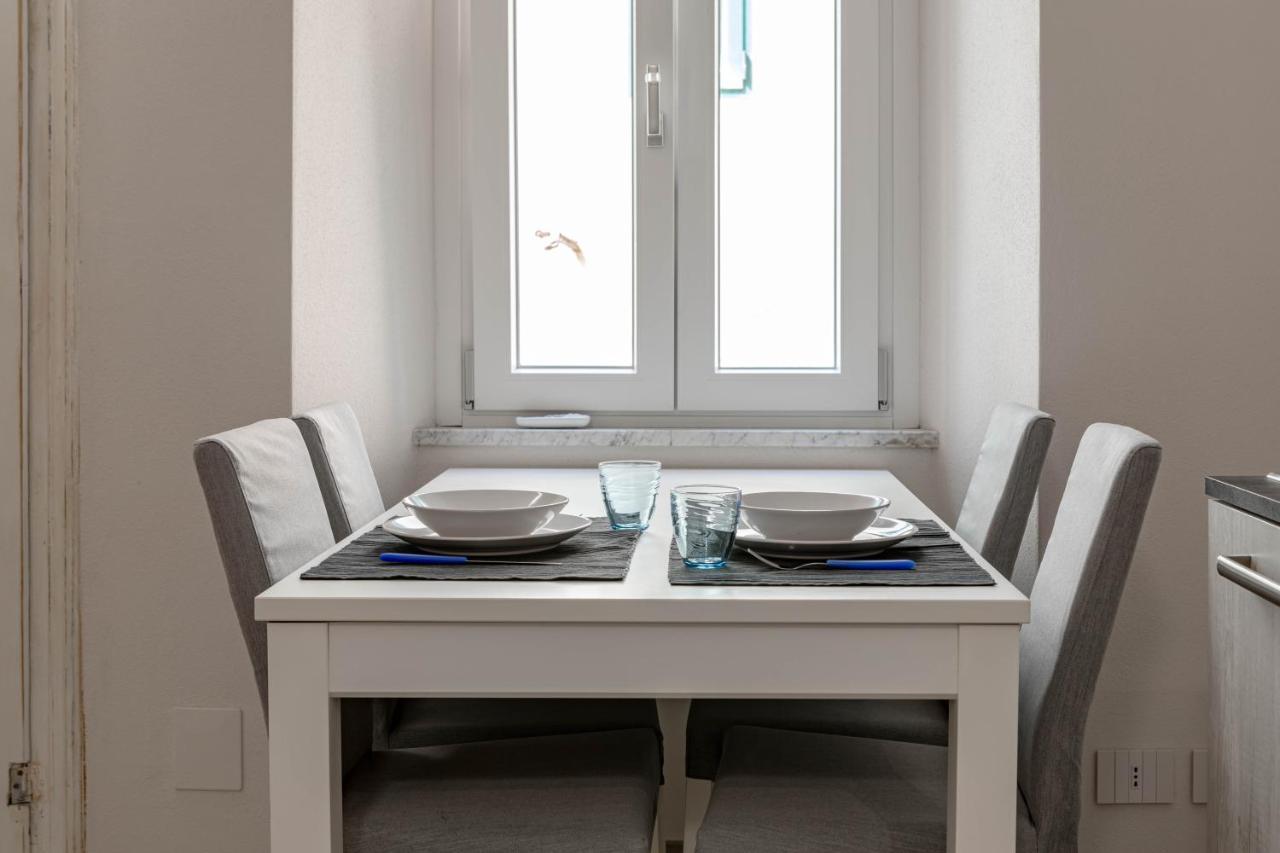 H11 Piccola Perla A Un Passo Dal Mare Apartment Santo Stefano al Mare Bagian luar foto